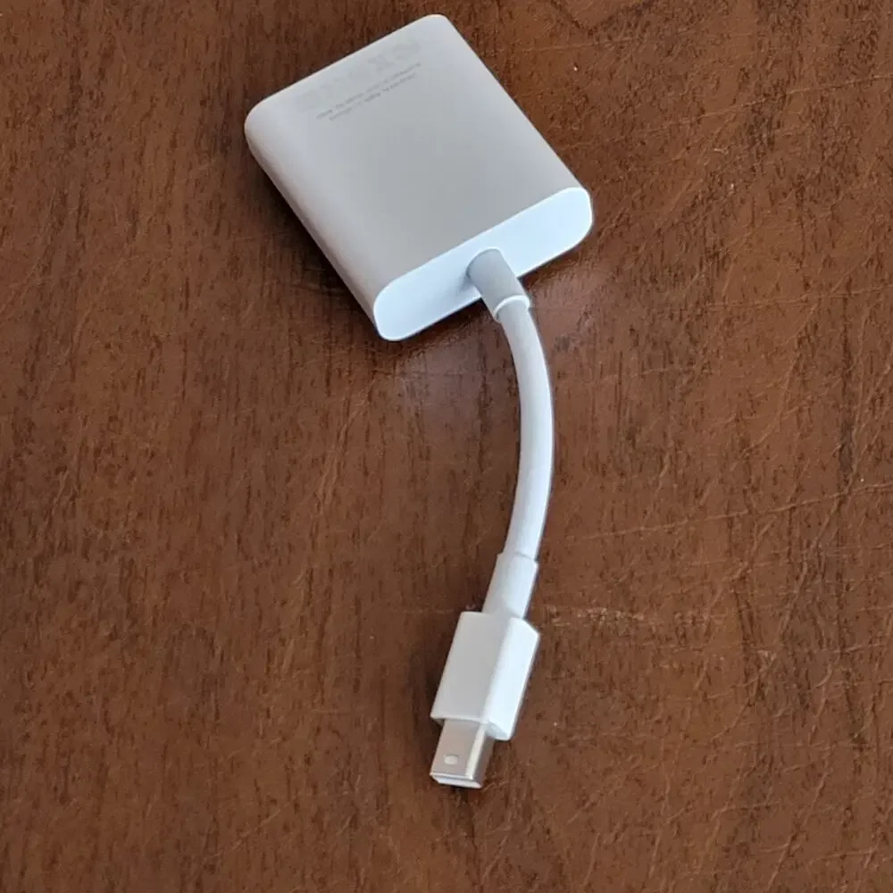 APPLE A1307 Mini Display Port Mini DP to VGA Cable Adapter Used